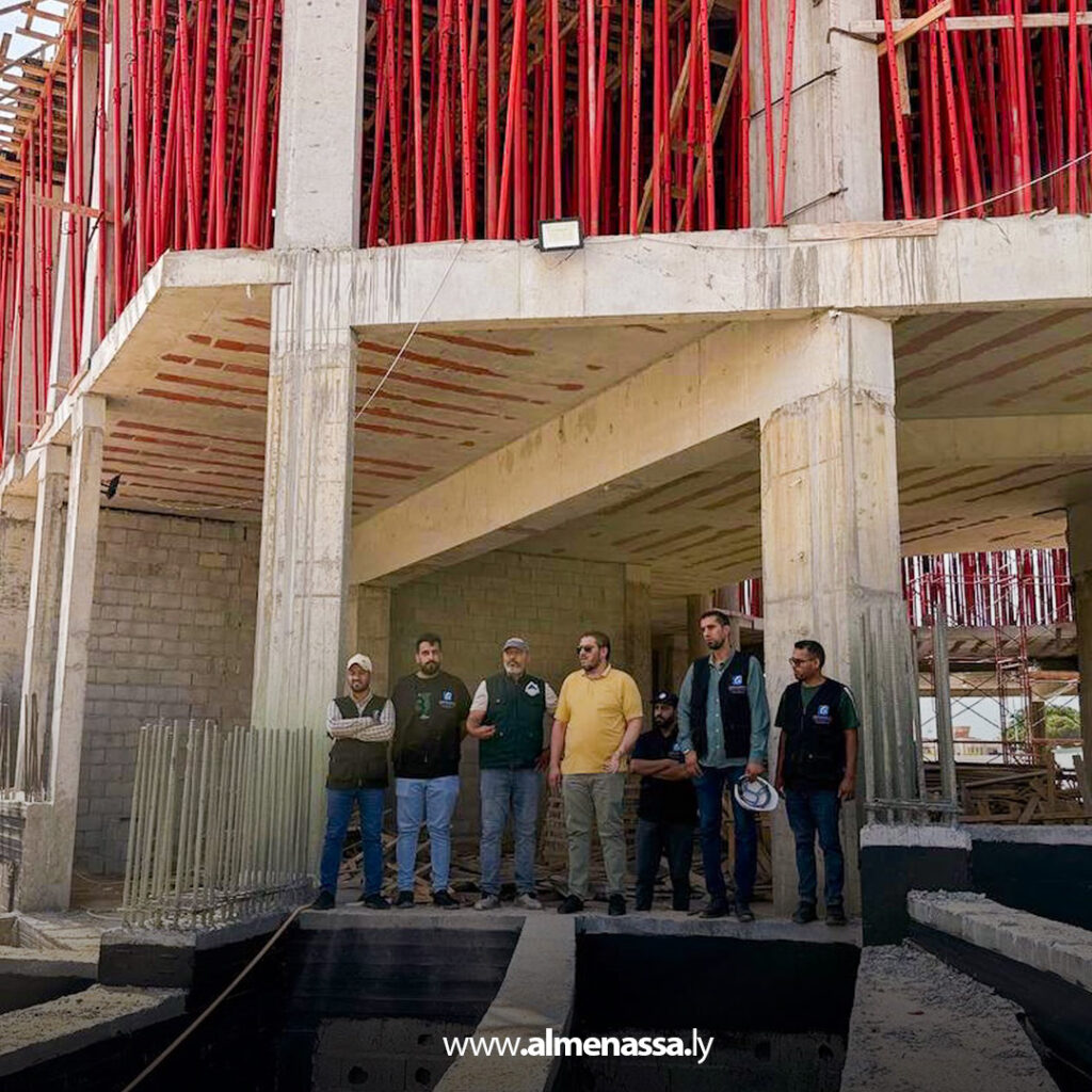 Extra11111 36 مدير إدارة المشروعات بالجهاز الوطني للتنمية يتفقد سير العمل في مشاريع سرت