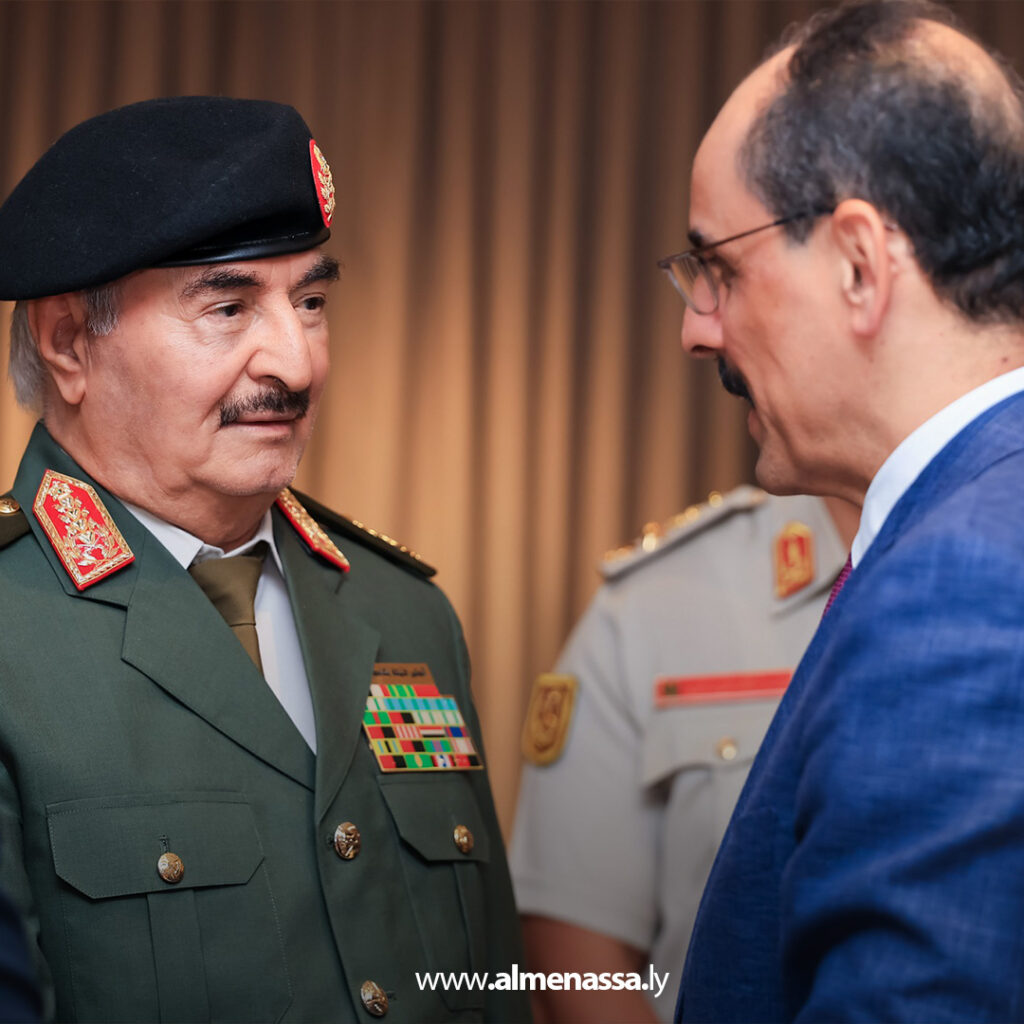 Extra111111 22 القائد العام يستقبل رئيس المخابرات التركي لبحث التعاون والعلاقات الثنائية