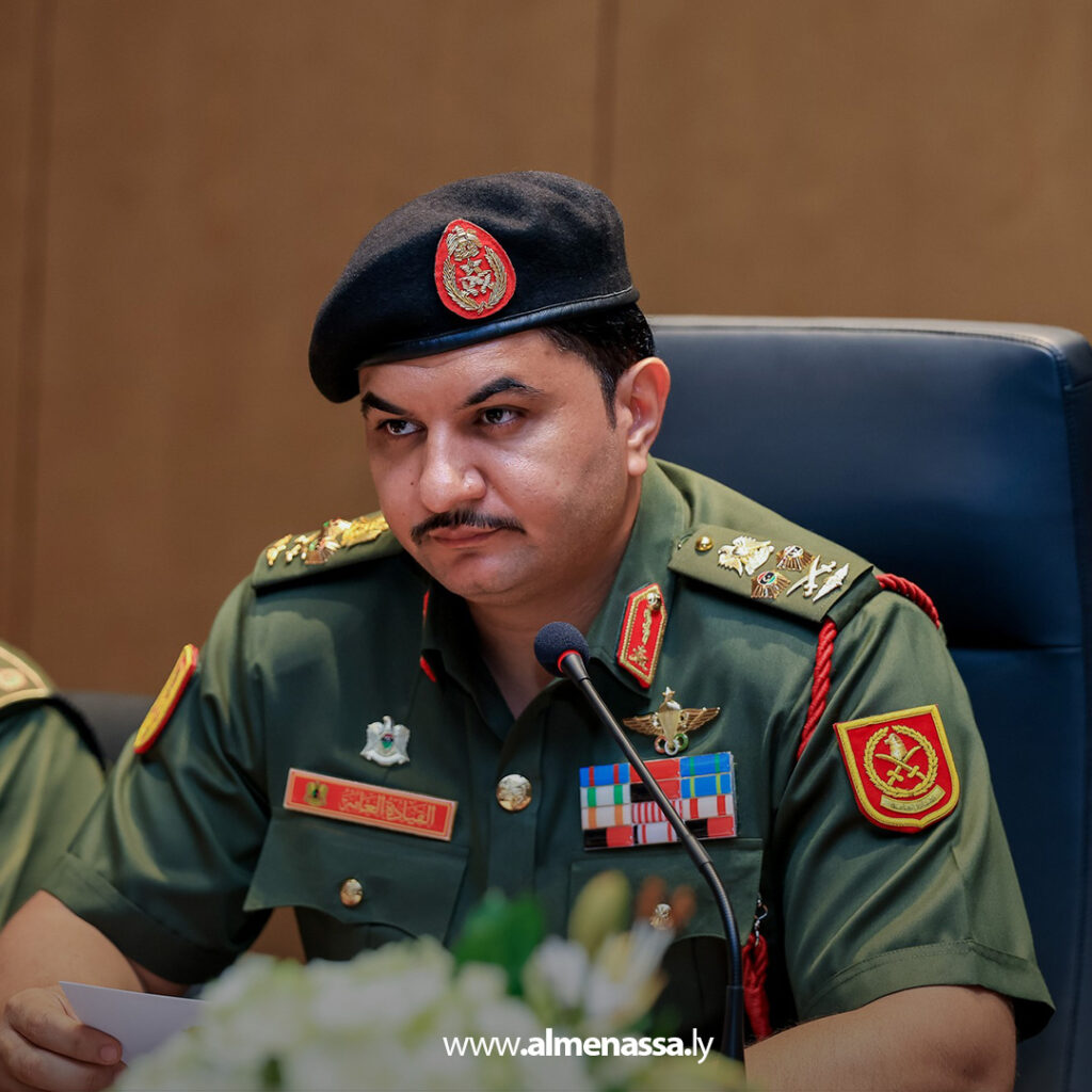 Extra111111111 4 نائب القائد العام للقوات المسلحة يبحث التعاون البحري مع الوفد التركي في بنغازي