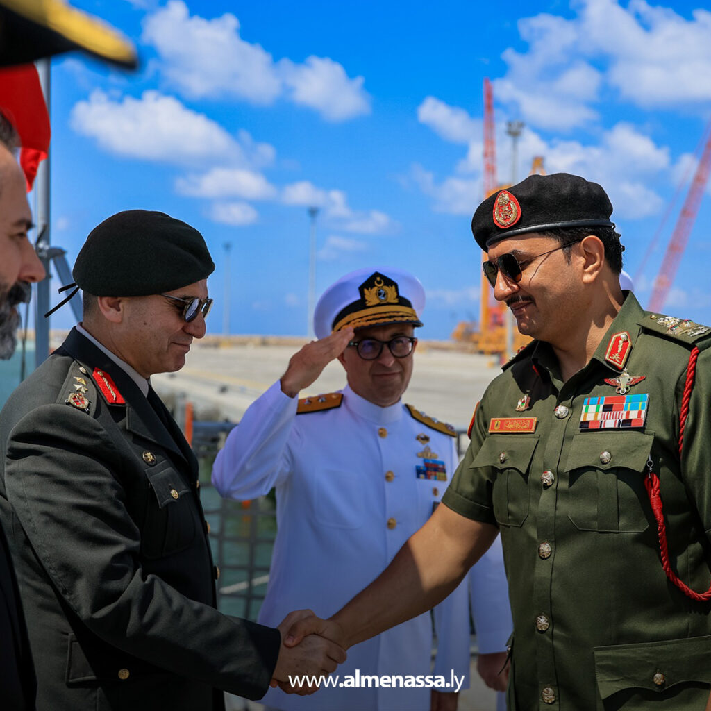 Extra11111111111111 1 نائب القائد العام للقوات المسلحة يبحث التعاون البحري مع الوفد التركي في بنغازي