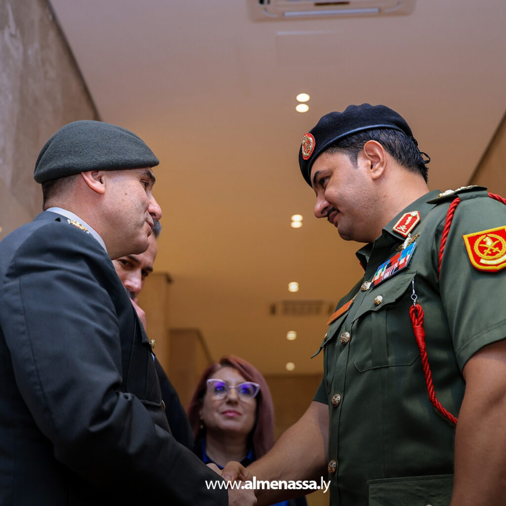 Extra11111111111111111 نائب القائد العام للقوات المسلحة يبحث التعاون البحري مع الوفد التركي في بنغازي