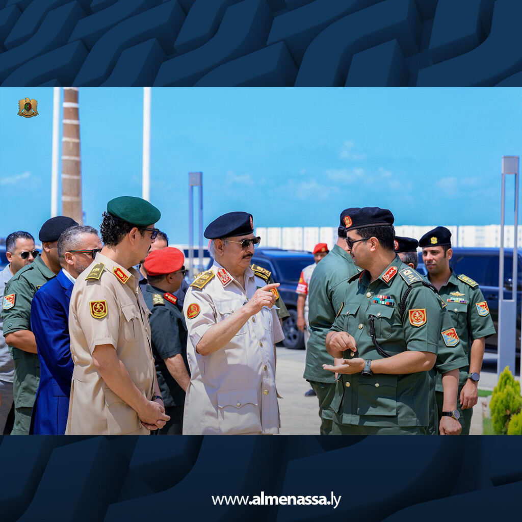 Extra12 1 القائد العام للقوات المسلحة يزور مدينة المشير العسكرية ويتابع التدريبات الميدانية