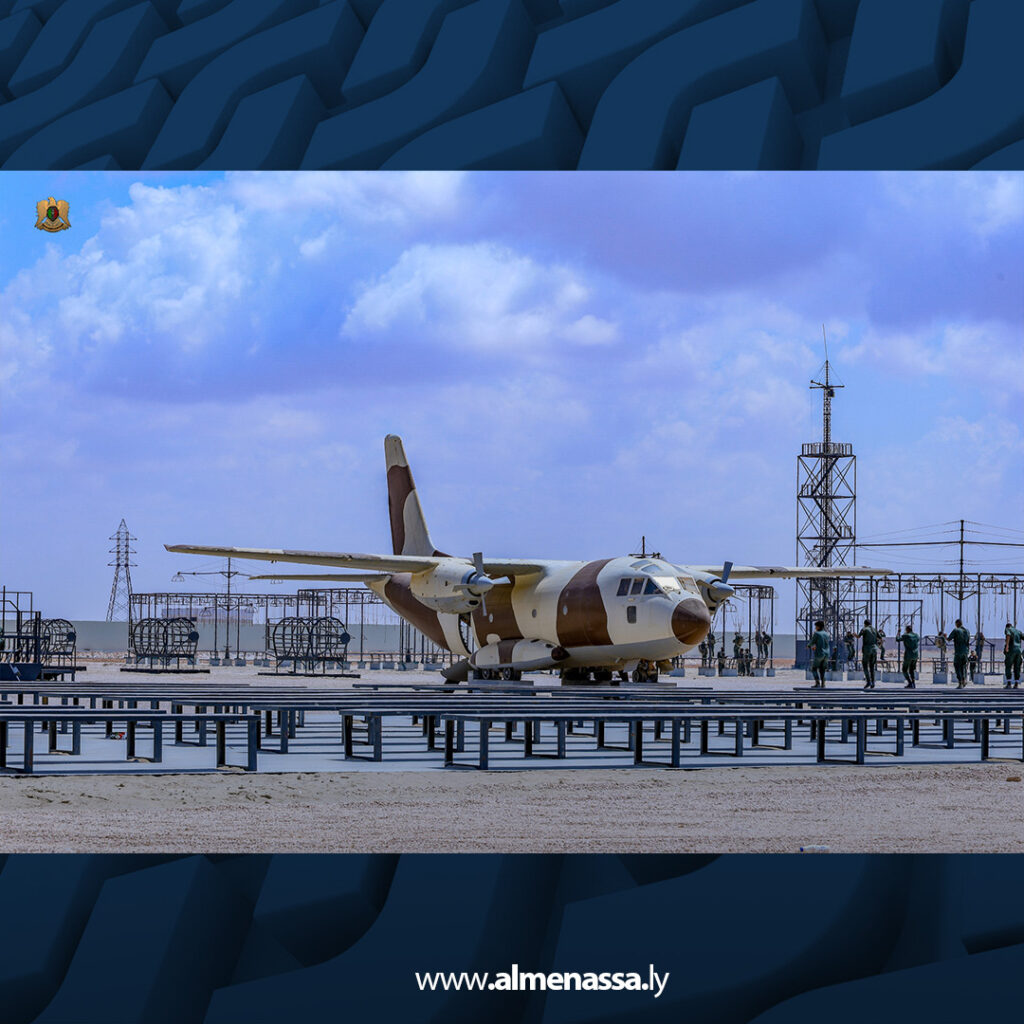 Extra19 القائد العام للقوات المسلحة يزور مدينة المشير العسكرية ويتابع التدريبات الميدانية