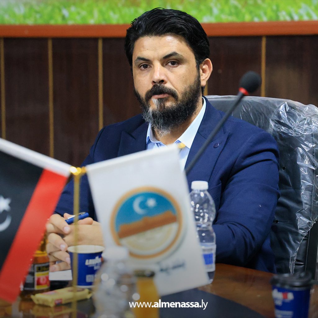 Extra3 12 وكيل عام الصحة يبحث مع استشاريين سبها خطط إصلاح القطاع الصحي في الجنوب