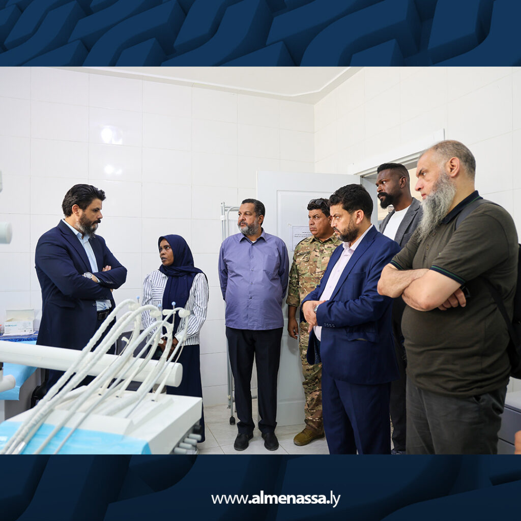 Extra3 54 وكيل عام وزارة الصحة يبدأ جولة ميدانية من الجغبوب وصولاً إلى بنغازي