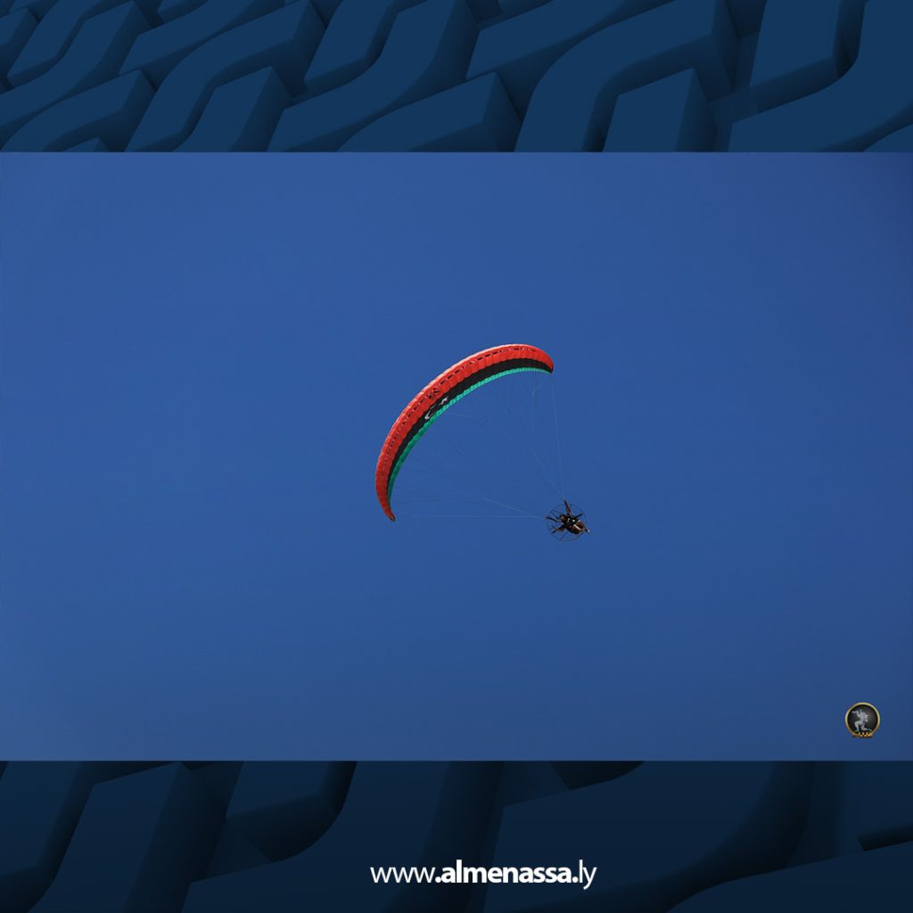 Extra4 رئيس أركان القوات البرية يزور إدارة القوات الخاصة ويُكرّم الضباط المتميزين