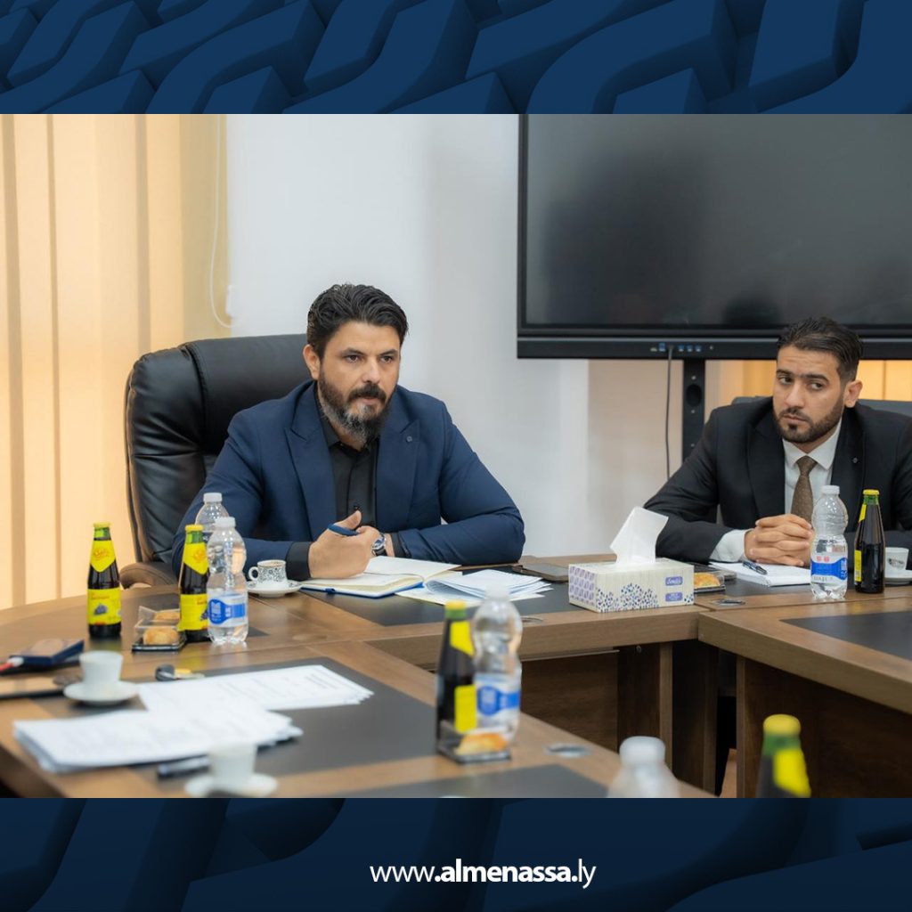 Extra4 24 وكيل عام وزارة الصحة يترأس اجتماعاً لتحسين العمل الإداري وإصلاح القطاع