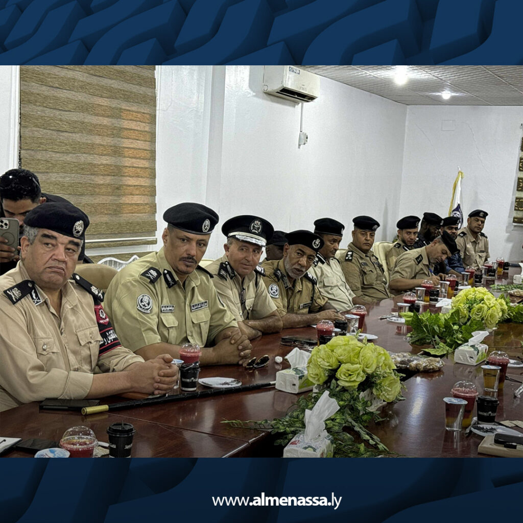 Extra6 17 الفريق أبوغريس يترأس اجتماع أمني في سبها لمتابعة الوضع الأمني وخطط التنظيم