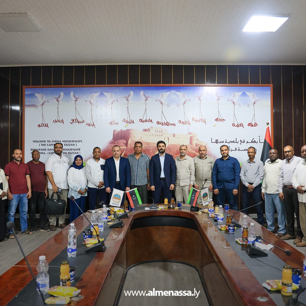 Extra6 5 وكيل عام الصحة يبحث مع استشاريين سبها خطط إصلاح القطاع الصحي في الجنوب