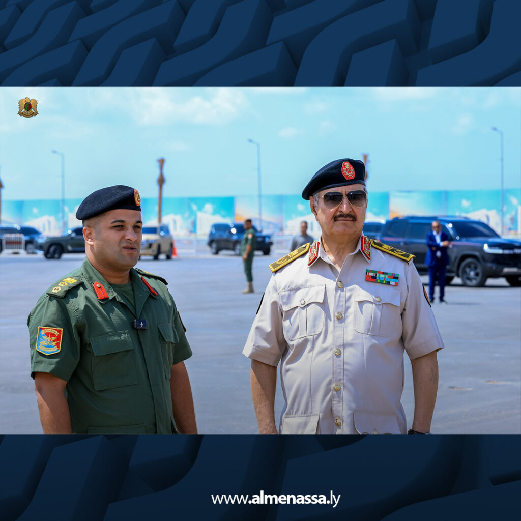 Extra8 3 القائد العام للقوات المسلحة يزور مدينة المشير العسكرية ويتابع التدريبات الميدانية