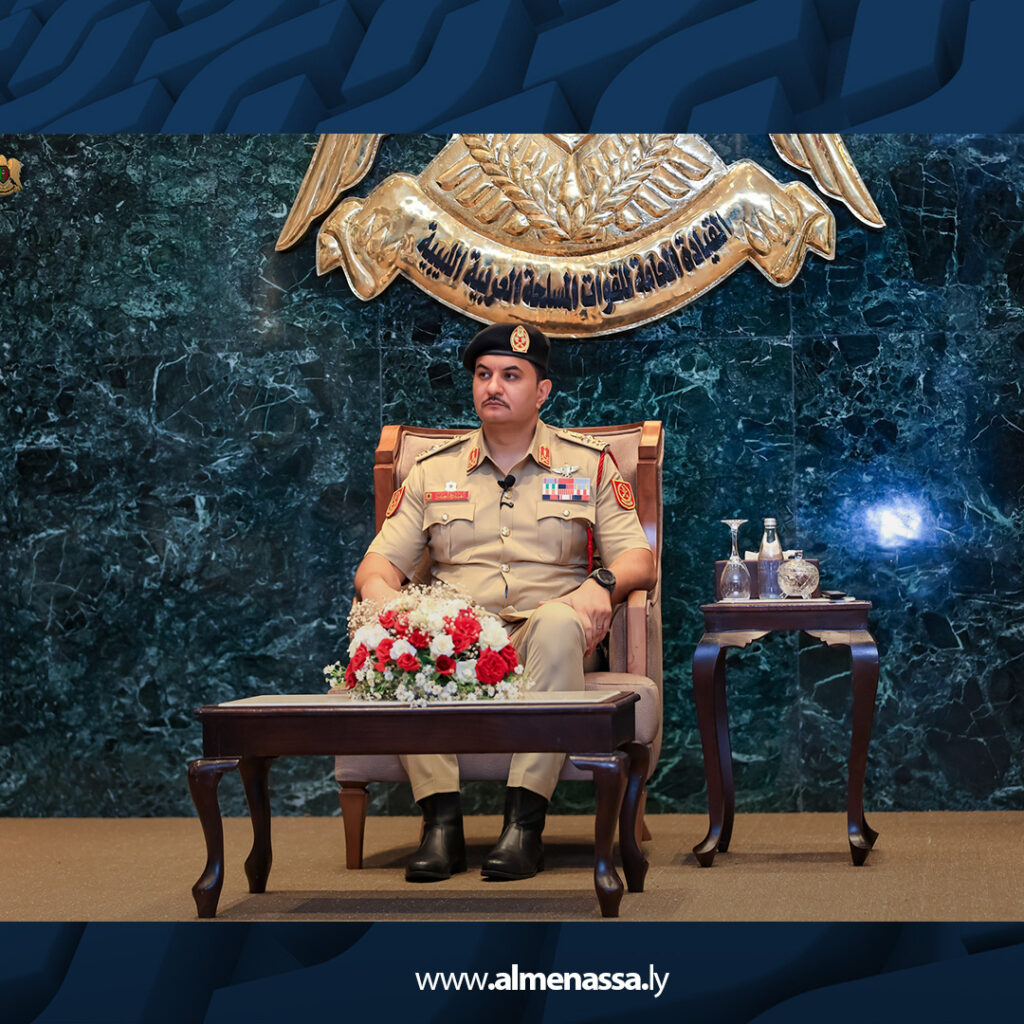 04 4 نائب القائد العام يستقبل وفدًا من مشايخ وأعيان قبيلة أولاد سليمان