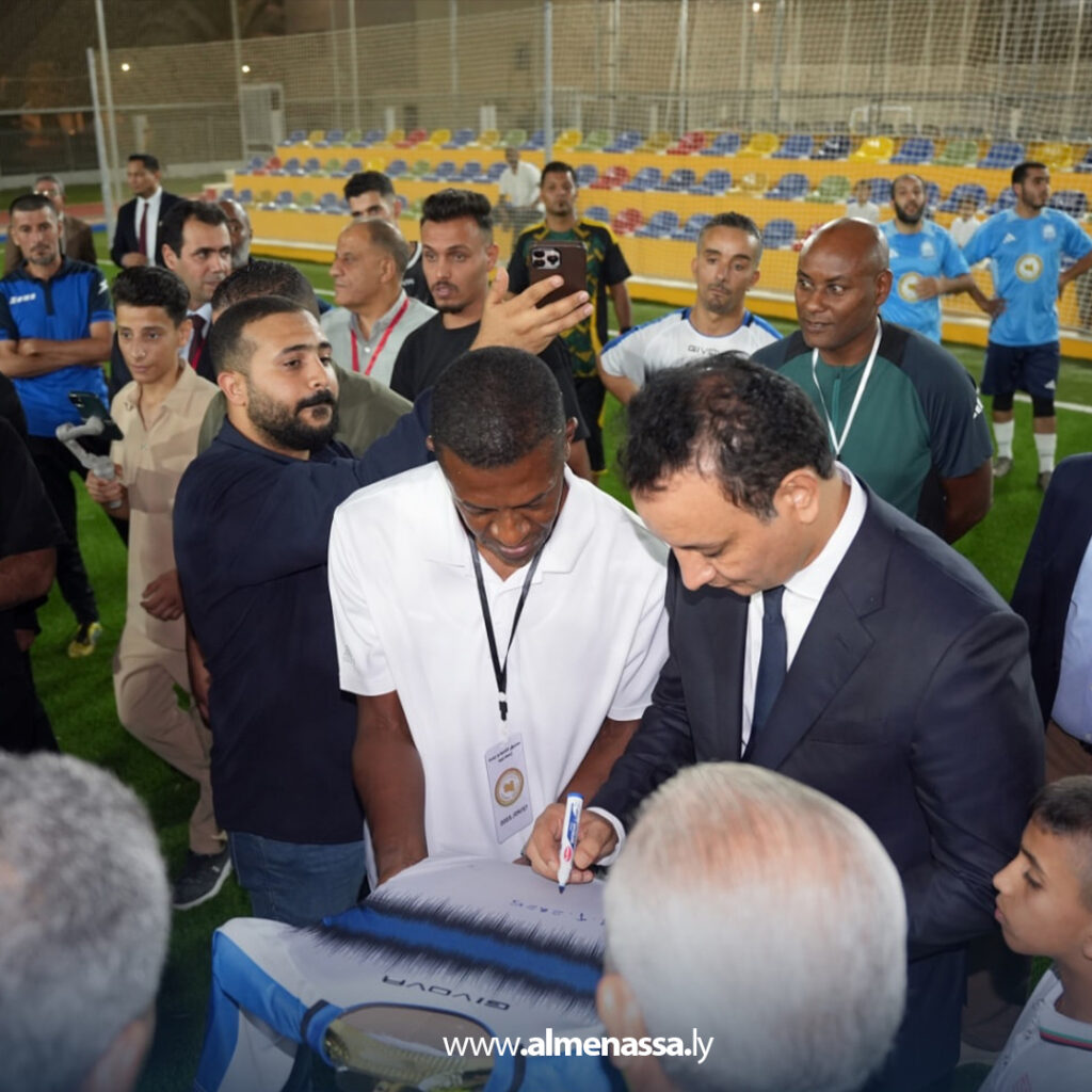 Extra 11.jpg14 11 افتتاح المرحلة الأولى من مشروع صيانة وتجهيز جامعة سرت بحضور رئيس الوزراء ومدير عام صندوق الإعمار