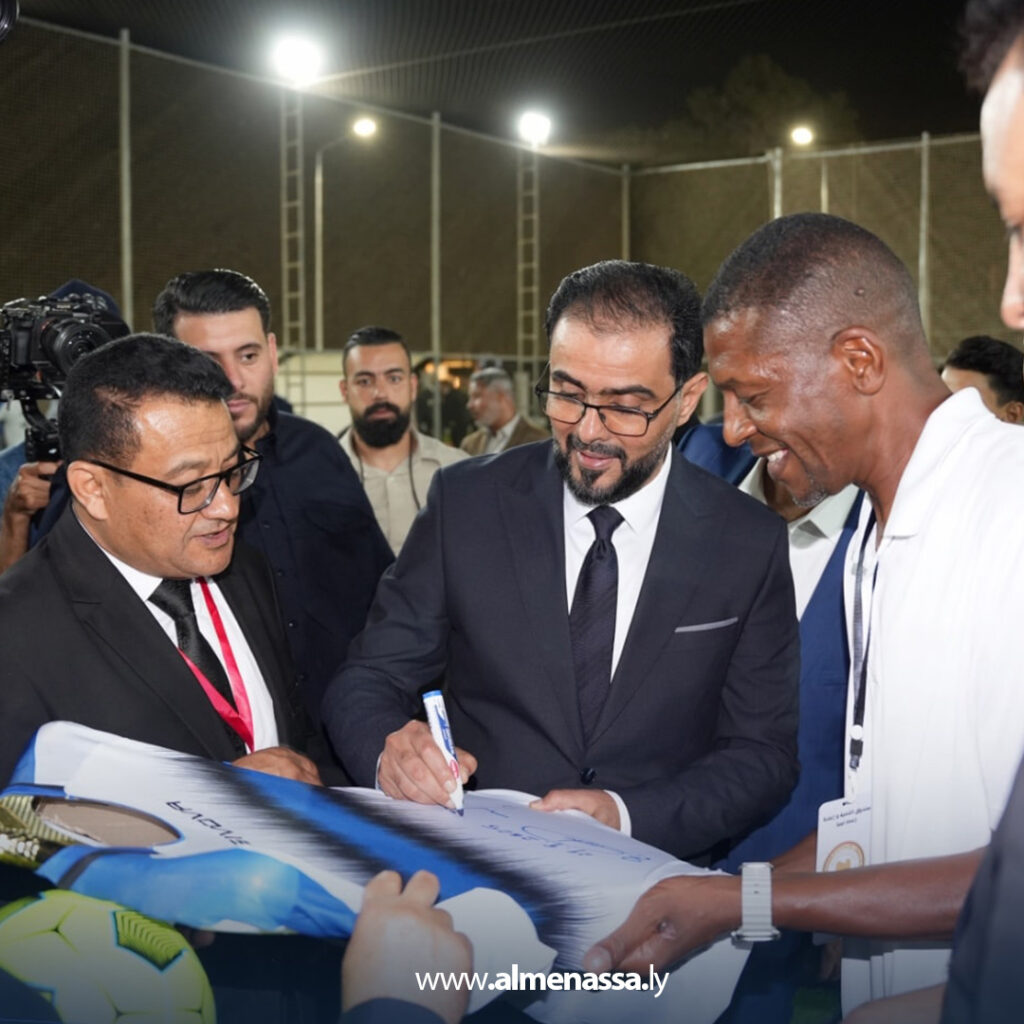 Extra 14.jpg13 14 افتتاح المرحلة الأولى من مشروع صيانة وتجهيز جامعة سرت بحضور رئيس الوزراء ومدير عام صندوق الإعمار