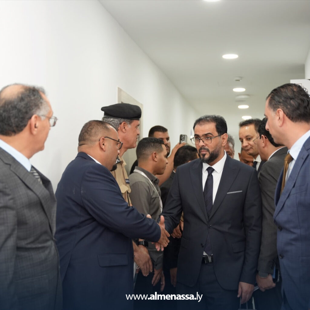 Extra 15.jpg11 15 افتتاح المرحلة الأولى من مشروع صيانة وتجهيز جامعة سرت بحضور رئيس الوزراء ومدير عام صندوق الإعمار