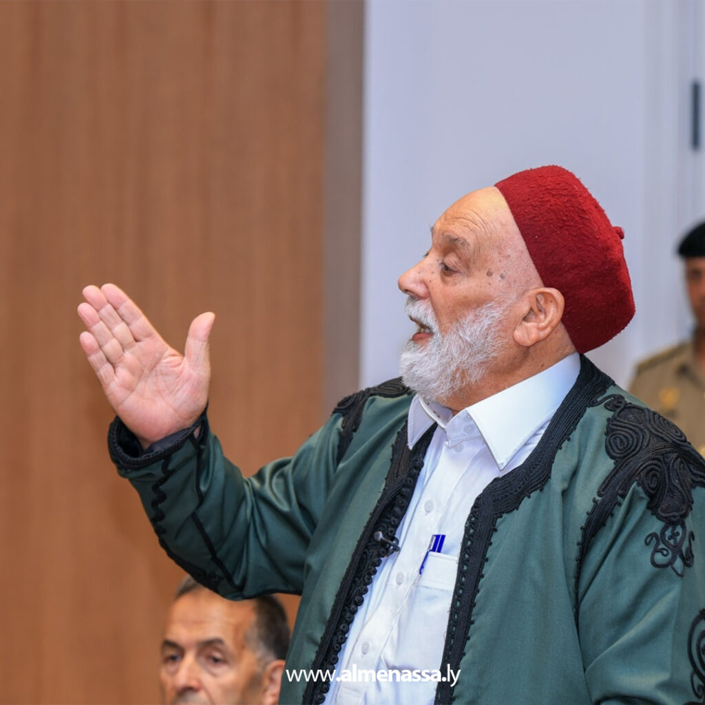 Extra 150 رئيس الأركان يستقبل وفدا من مشايخ وأعيان الجبل الأخضر بمناسبة تكليفه الجديد