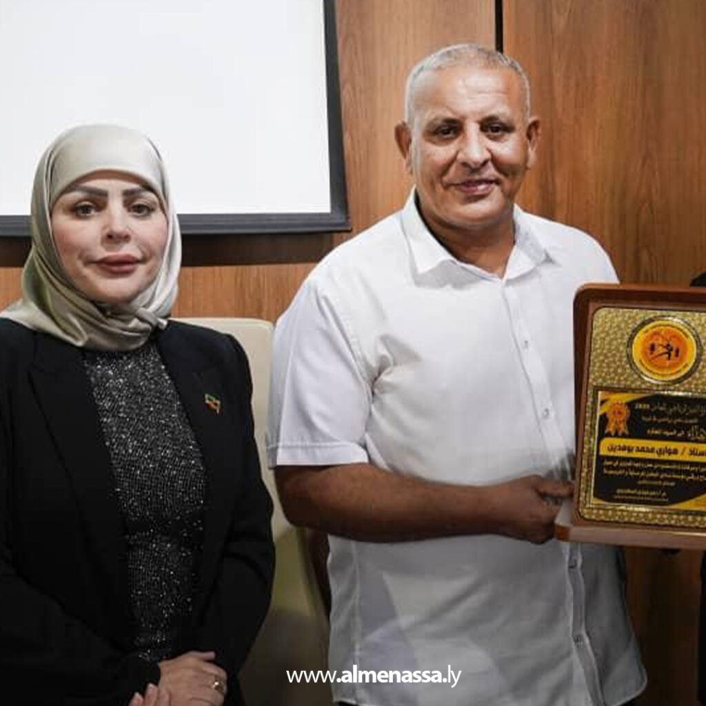 Extra 152 تكريم الطاقم الإعلامي لنادي الوطن للرماية والفروسية بحضور وزيرة الدولة لشؤون المرأة