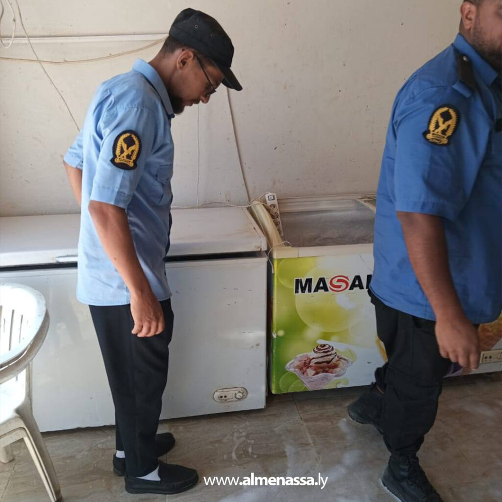 Extra 176 الحرس البلدي ينفذ حملة رقابية على الأنشطة التجارية في بنغازي