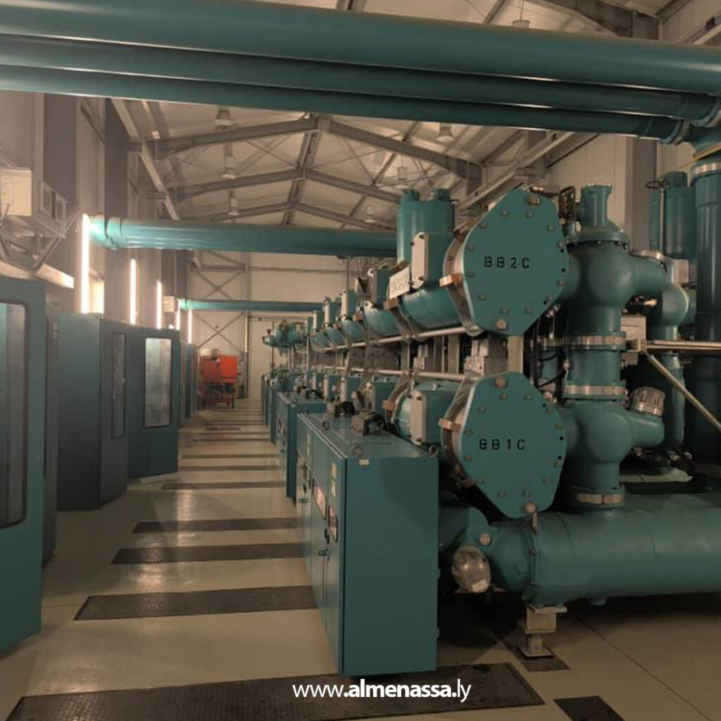 Extra 18.jpg8 18 العامة للكهرباء تتابع عملية شحن خط نقل الطاقة غرب طرابلس- بن حامد بعد صيانته