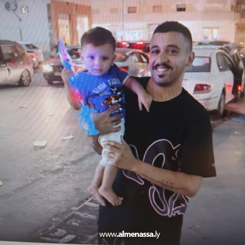 المسلمون يحتفون بأنوار النبي فيهم 3 Extra 22.jpg10 22