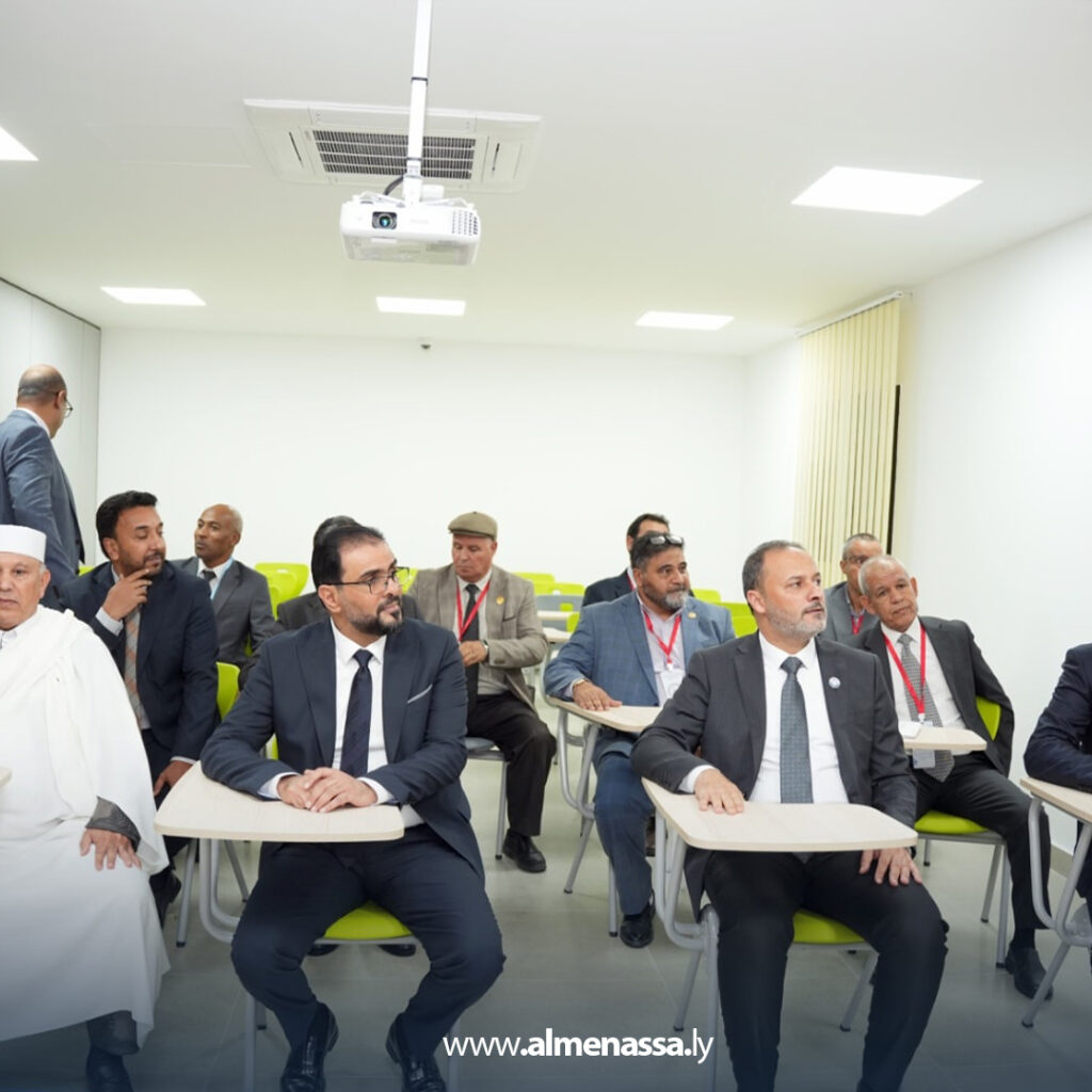 Extra 29.jpg9 29 افتتاح المرحلة الأولى من مشروع صيانة وتجهيز جامعة سرت بحضور رئيس الوزراء ومدير عام صندوق الإعمار