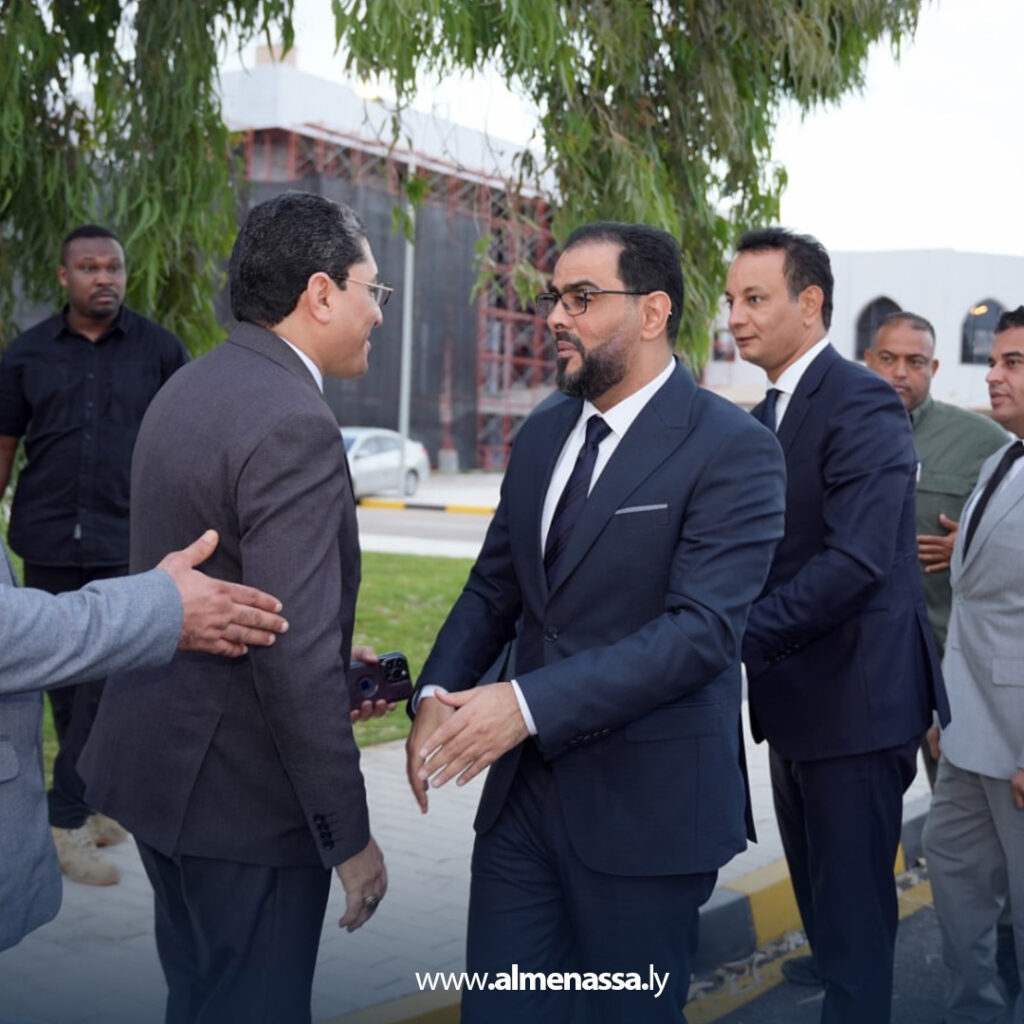 Extra 5.jpg18 5 افتتاح المرحلة الأولى من مشروع صيانة وتجهيز جامعة سرت بحضور رئيس الوزراء ومدير عام صندوق الإعمار