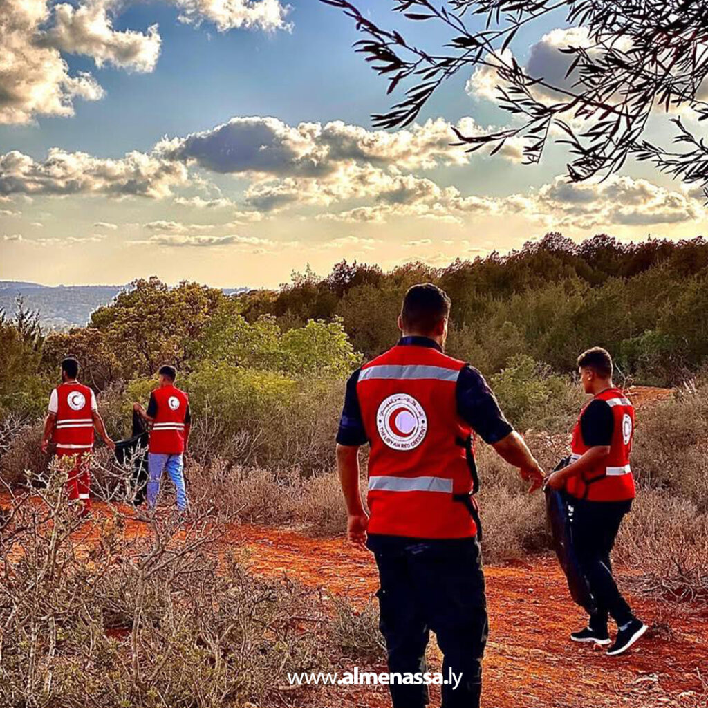 Extra 8.jpg13 8 الهلال الأحمر الليبي ينتشل 3 جثث من مناطق متفرق على شواطئ طبرق  