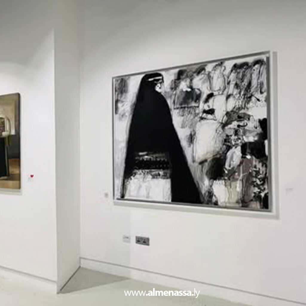 فنان يهيم في سورة البحر بلوحات للسلام والحب 22 Extra 84.jpg3 84