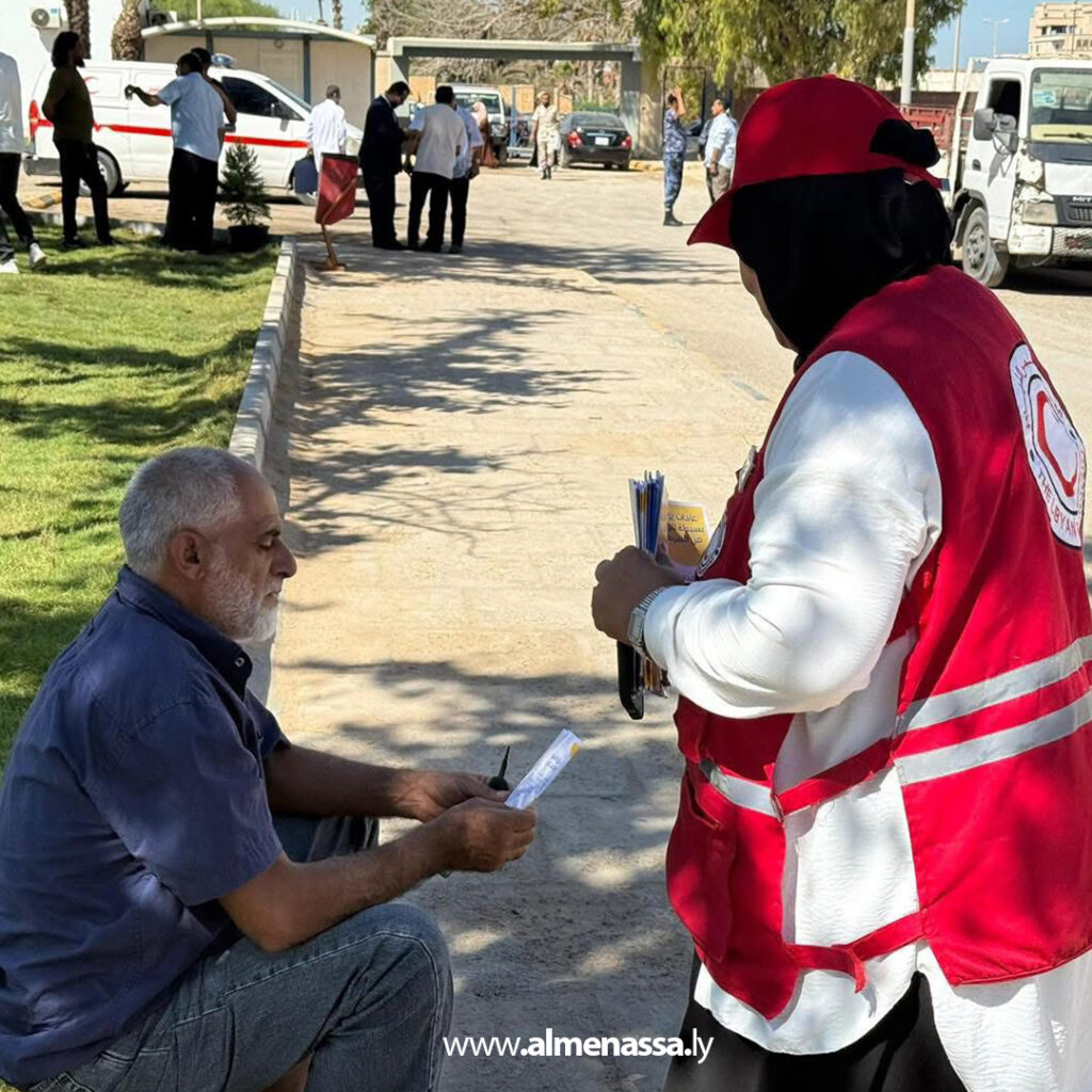 Extra.jpg124 الهلال الأحمر الليبي ينتشل 3 جثث من مناطق متفرق على شواطئ طبرق  