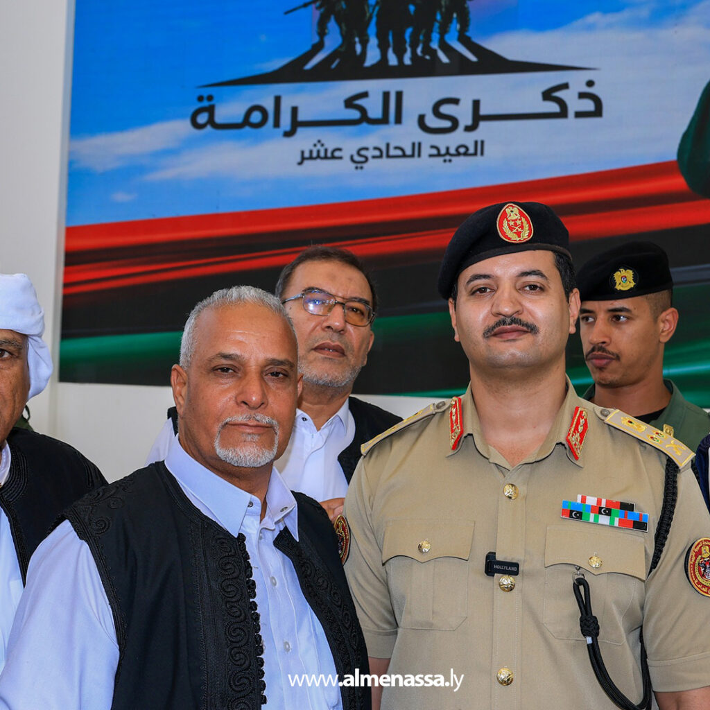 Extra1111 24 رئيس الأركان يستقبل وفد قبيلة المغاربة ويثمّن دعمهم للقوات المسلحة