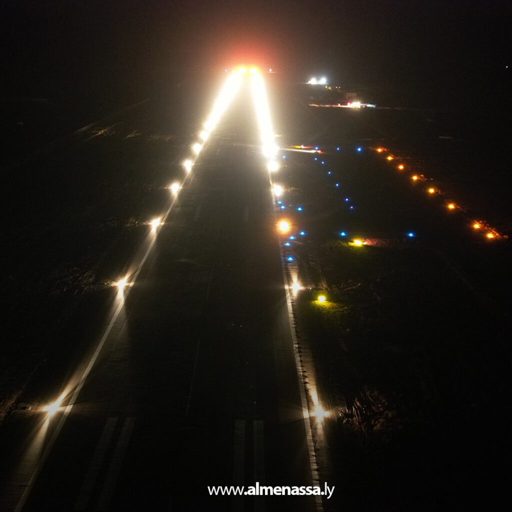 Extra11111 13 مطار الزنتان يشهد أول هبوط ليلي تجريبي تمهيدًا لاعتماد التشغيل الليلي