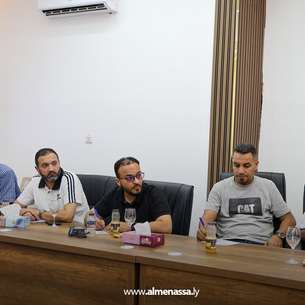 Extra1111111 1 الوكيل العام لوزارة الصحة يتفقد الوضع الصحي في الكفرة ويشرف على الخدمات الطبية