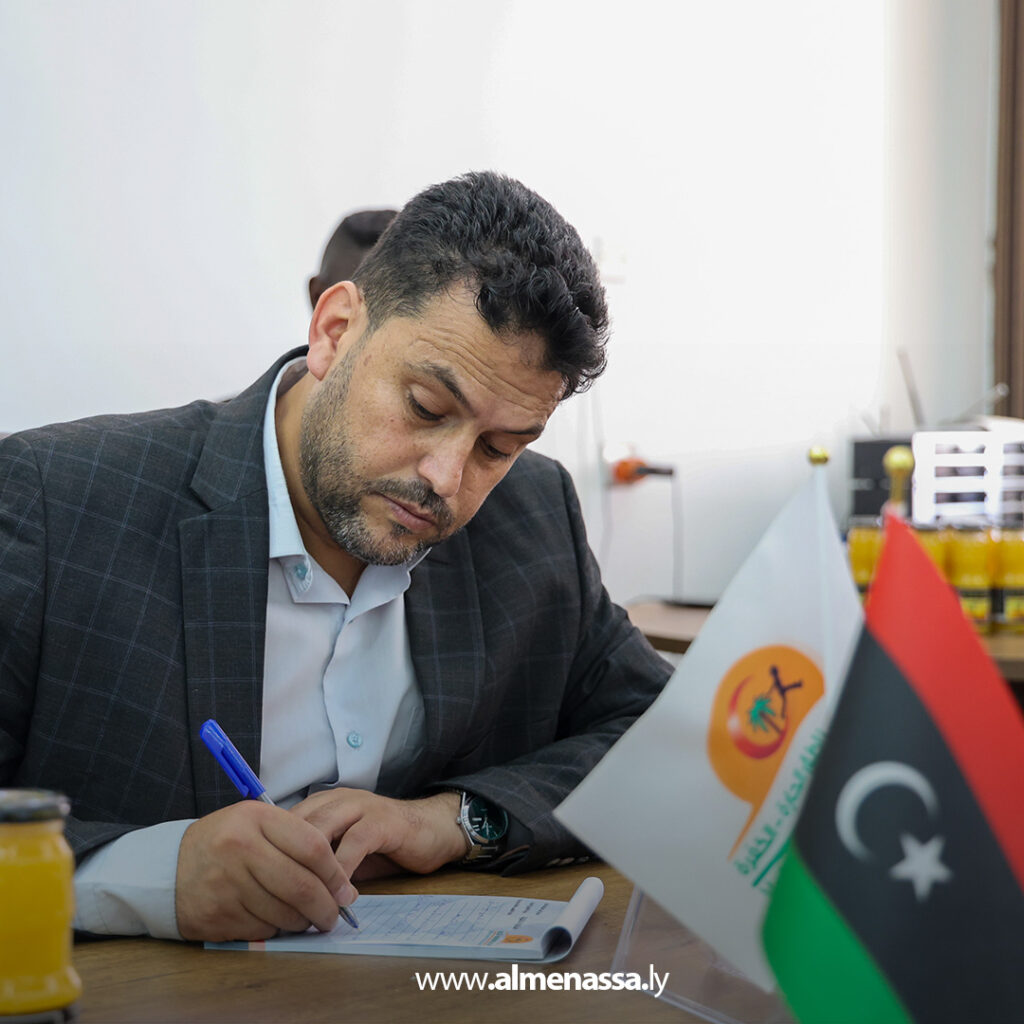 Extra111111111111 الوكيل العام لوزارة الصحة يتفقد الوضع الصحي في الكفرة ويشرف على الخدمات الطبية