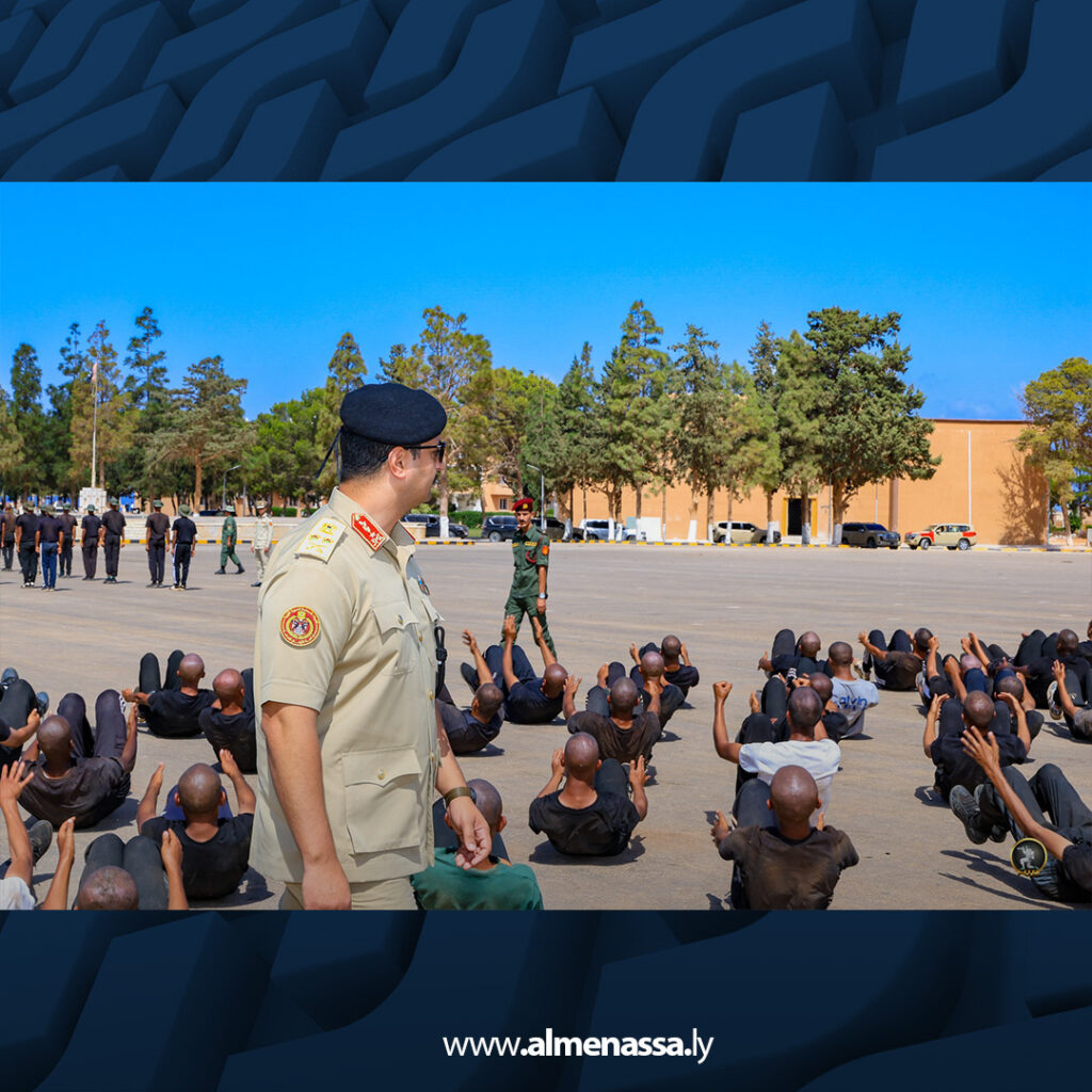 extra Recovered14 1 رئيس الأركان العامة يزور مقر الكلية العسكرية ويطلع على برامج التأهيل بكافة التخصصات