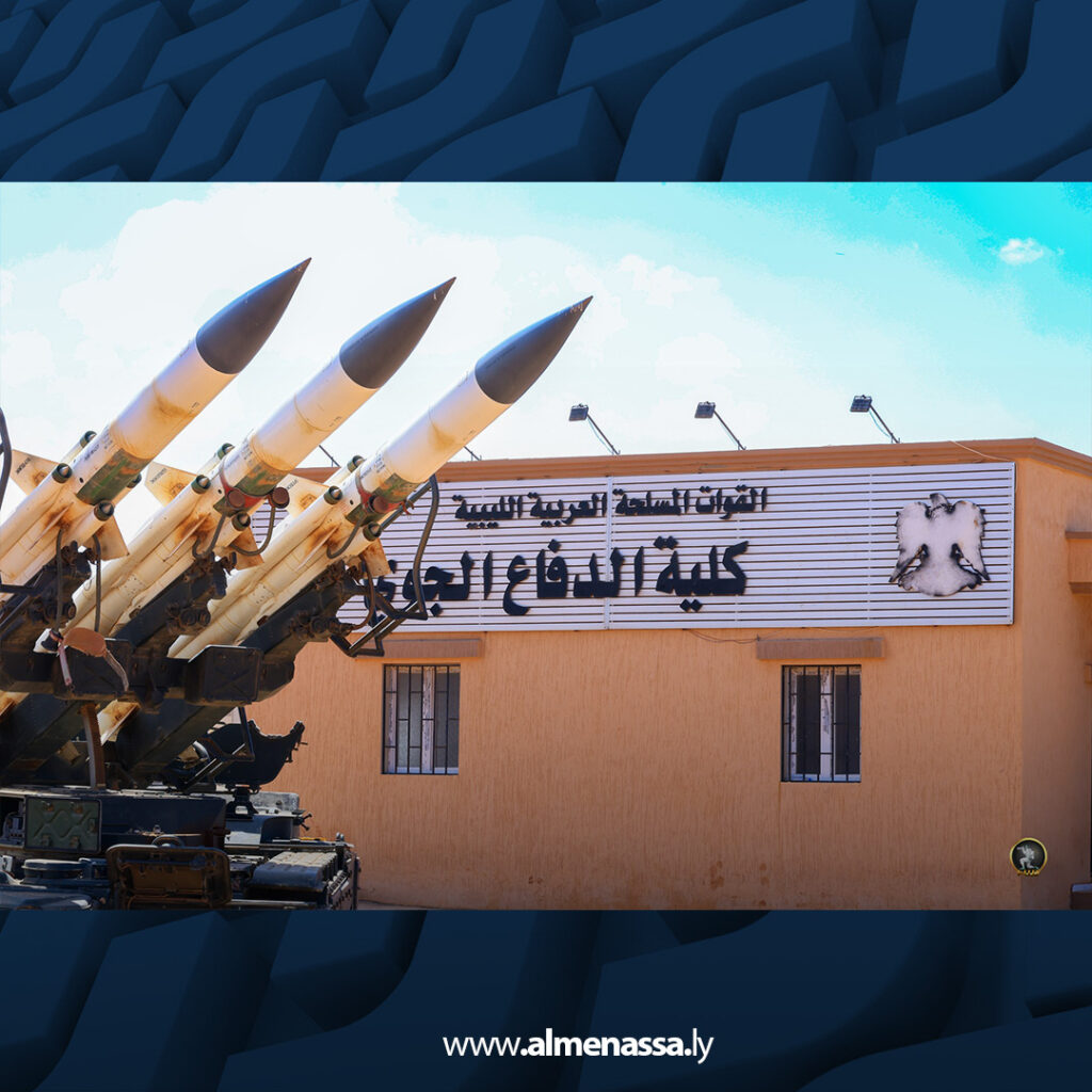 extra Recovered15 1 رئيس الأركان العامة يزور مقر الكلية العسكرية ويطلع على برامج التأهيل بكافة التخصصات