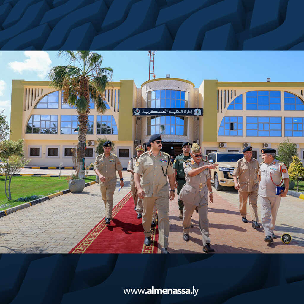 extra Recovered8 11 رئيس الأركان العامة يزور مقر الكلية العسكرية ويطلع على برامج التأهيل بكافة التخصصات