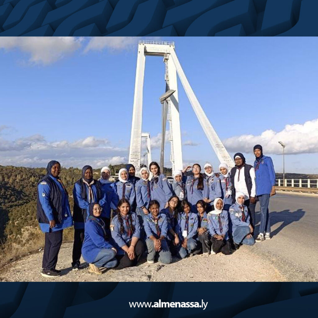 01 22 فتيات بنغازي في رحلة استكشافية بدأت من الجغبوب بين التاريخ والطبيعة والجمال