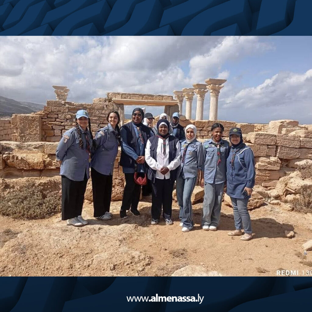 07 2 فتيات بنغازي في رحلة استكشافية بدأت من الجغبوب بين التاريخ والطبيعة والجمال