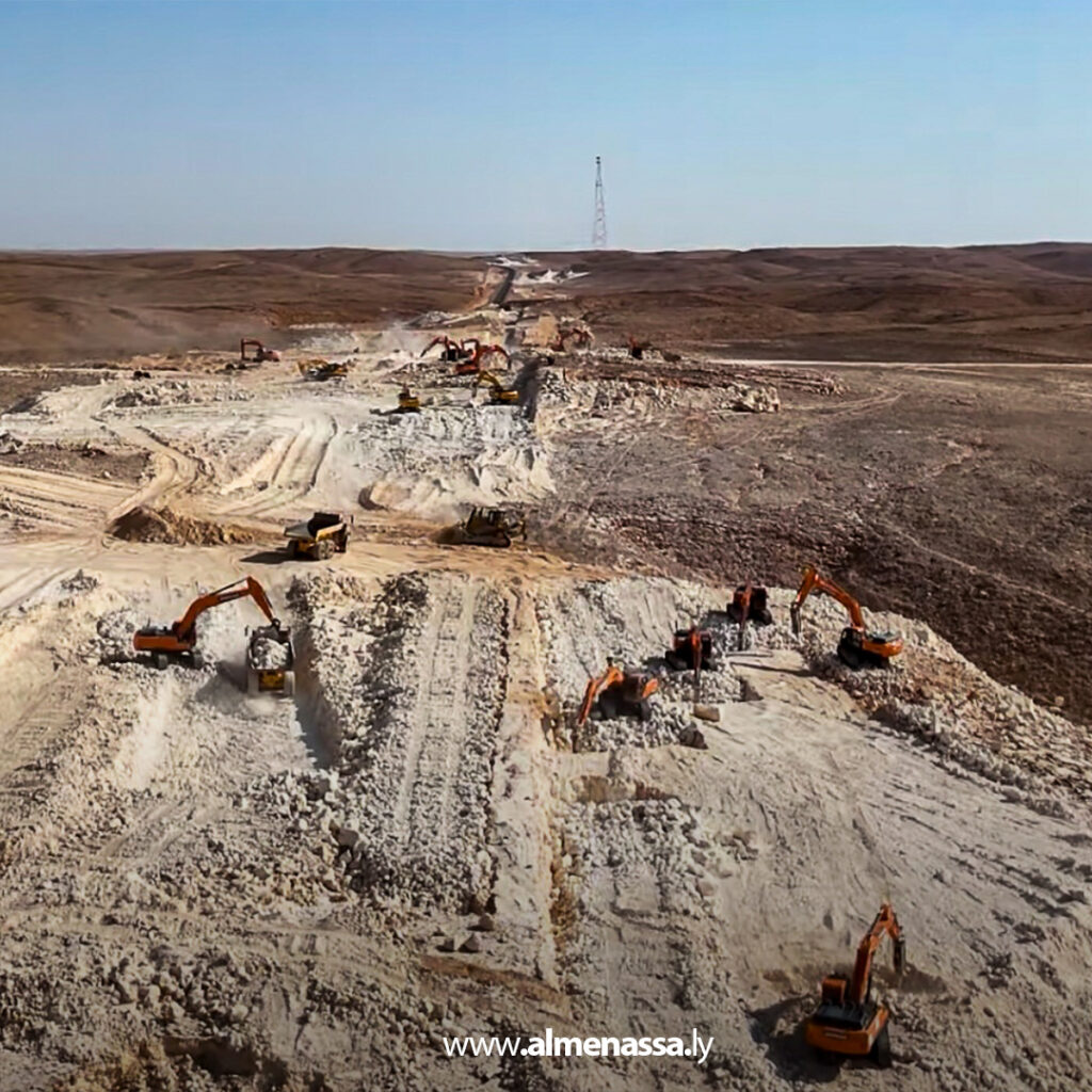 Extra 1.jpg26 1 نائب القائد العام يتفقد مشروع الطريق الدولي الجنوبي "سرت - سوكنة – سبها"