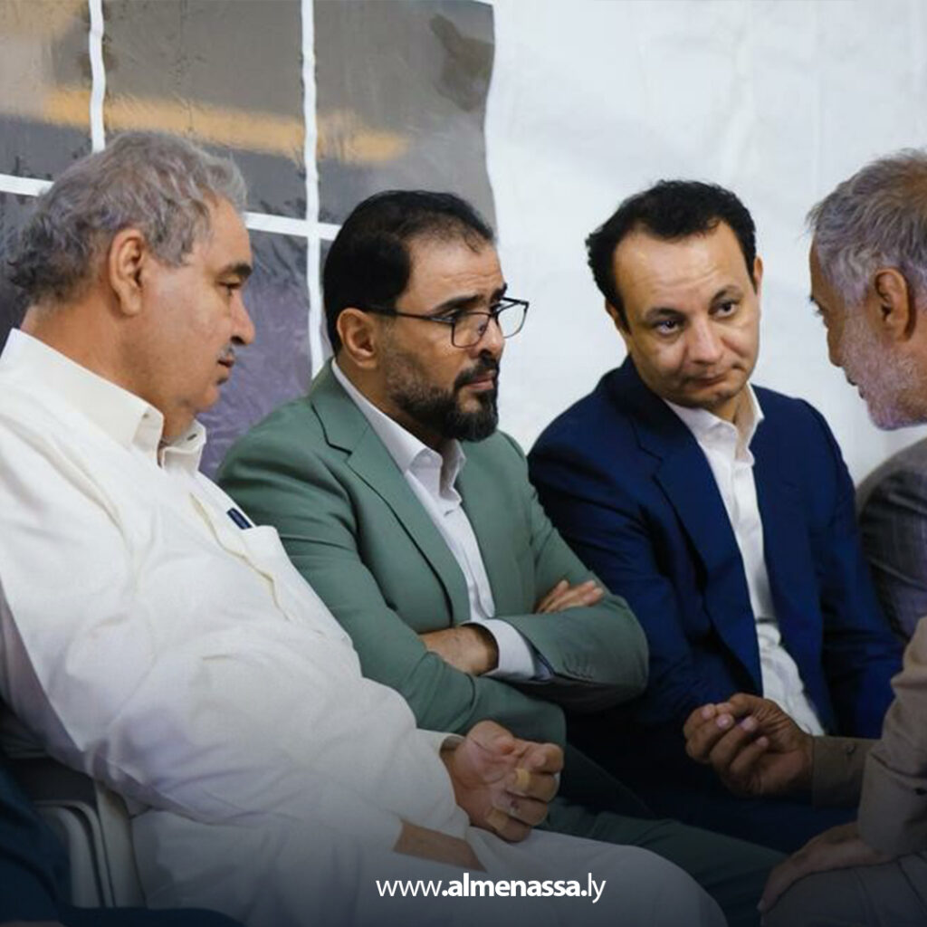 Extra 100.jpg3 100 رئيس الحكومة الليبية يقدم واجب العزاء لأسرة شهيد الواجب فتحي الأغا