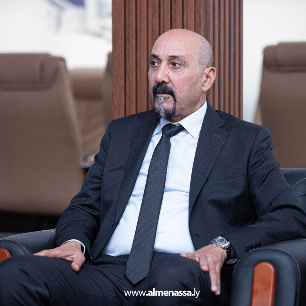 Extra 107 مدير أمن إجدابيا يجتمع بمجلس إدارة شركة ليبيا نفط لمناقشة توفير الوقود بالمدينة