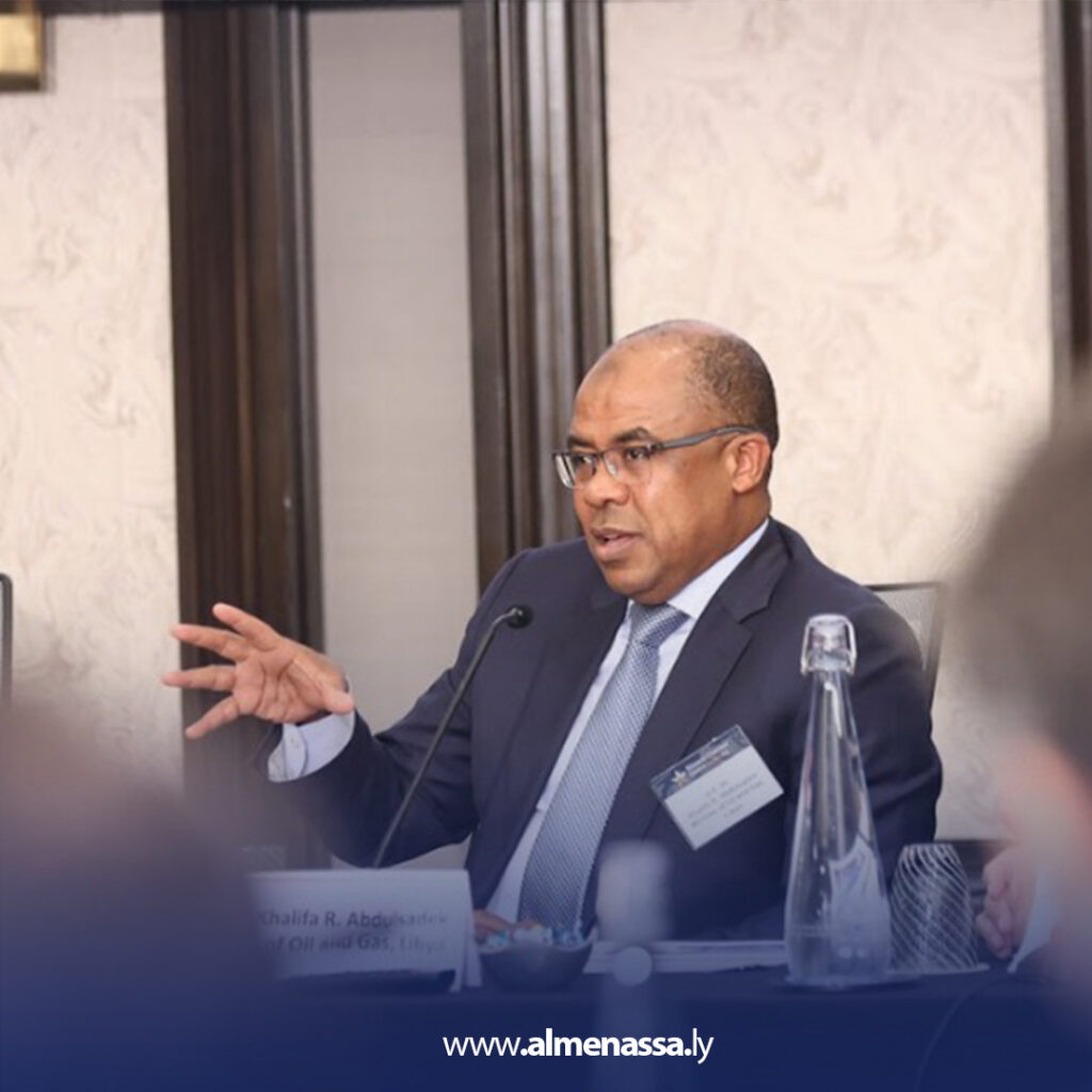 Extra 121 وزير النفط والغاز يشارك في جلسة التعاون الليبي – الأمريكي بهيوستن ويعرض فرص الاستثمار في قطاع الطاقة