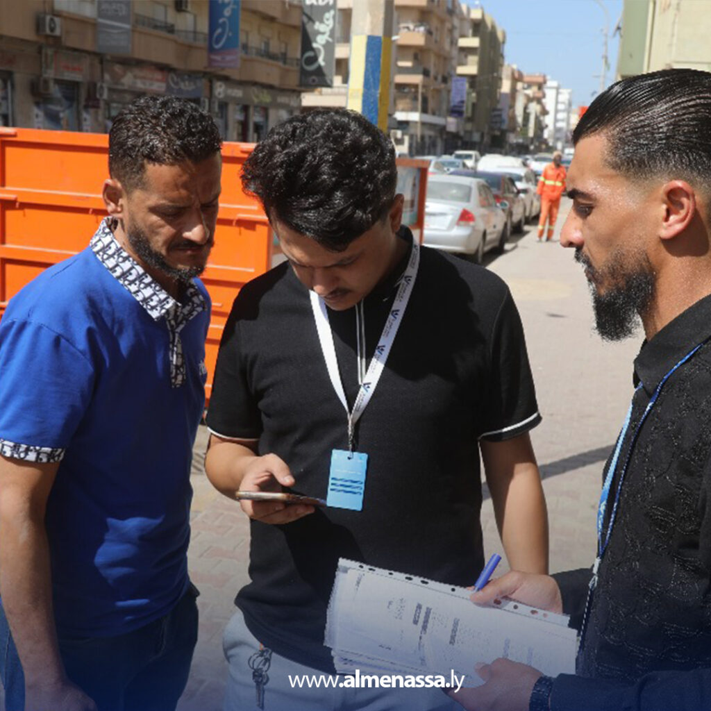 Extra 128 مصرف الوحدة يبدأ جولاته الميدانية لتفعيل الخدمات الإلكترونية في مدينة بنغازي