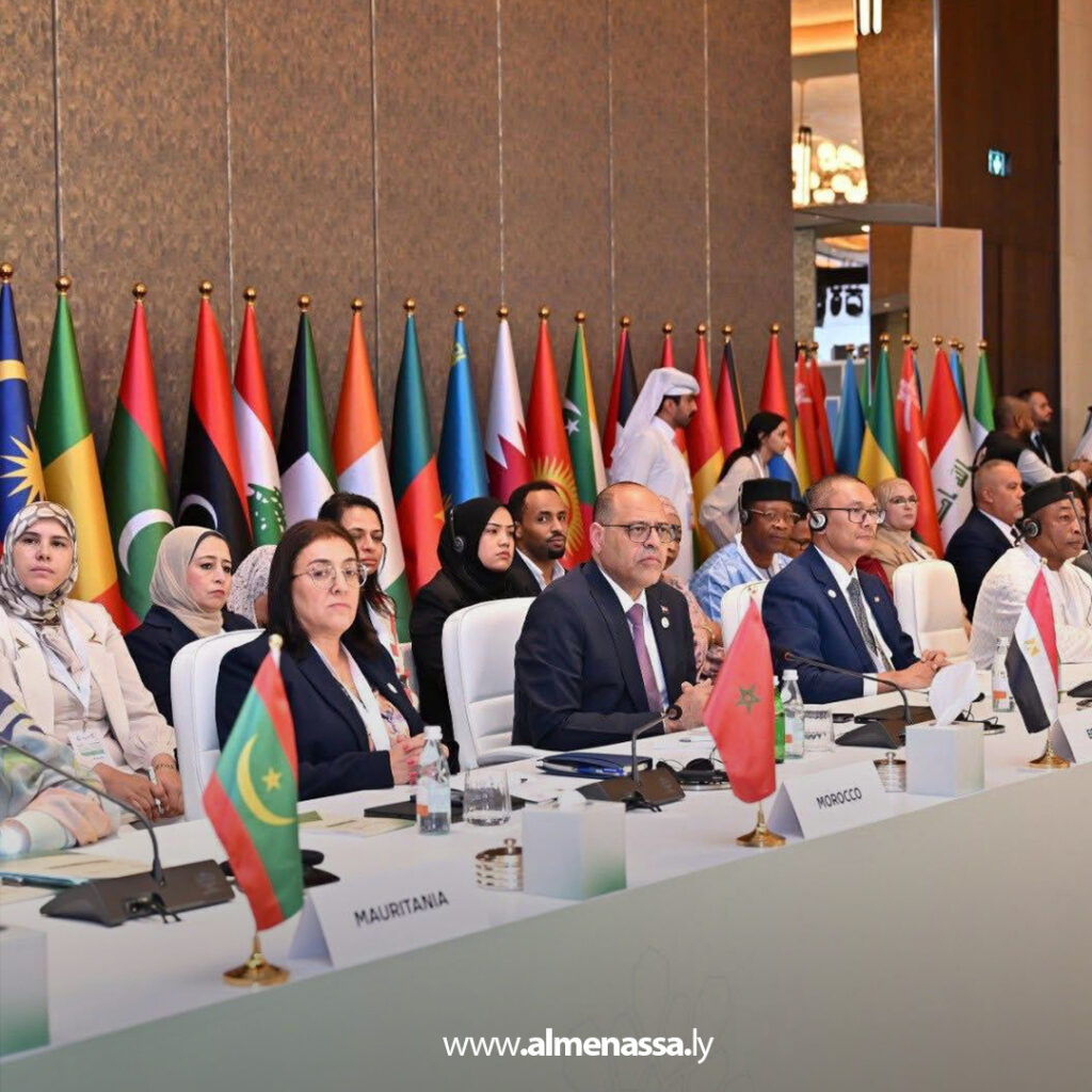 Extra 136 العابد يشارك في مؤتمر وزراء العمل بالدوحة بمشاركة 50 دولة إسلامية