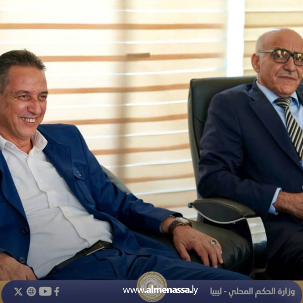 Extra 23 وكيل شؤون البلديات يبحث مع عدد من العمداء سبل تعزيز الخدمات المحلية وتمكين البلديات من أداء مهامها