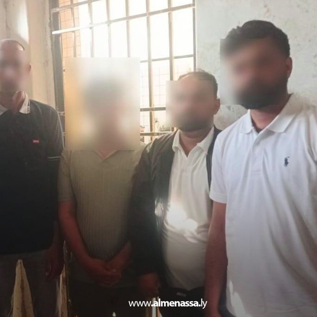Extra 255 إحباط محاولة تهريب مهاجرين من باكستان إلى أوروبا عبر ليبيا