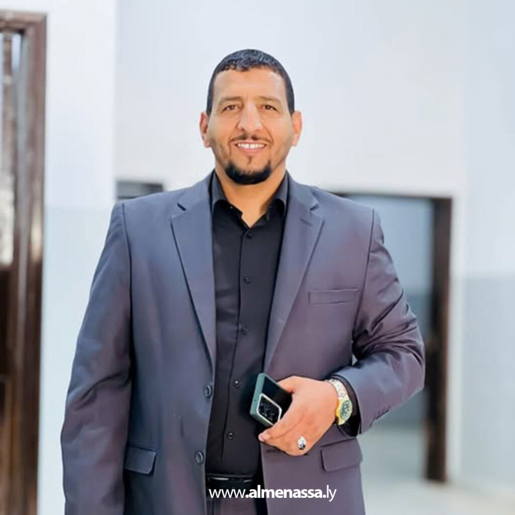 Extra 271 مراقب تعليم إجدابيا منتقدا العابد: اتهامات غير مسؤولة وتأخر كبير في وصول الكتب