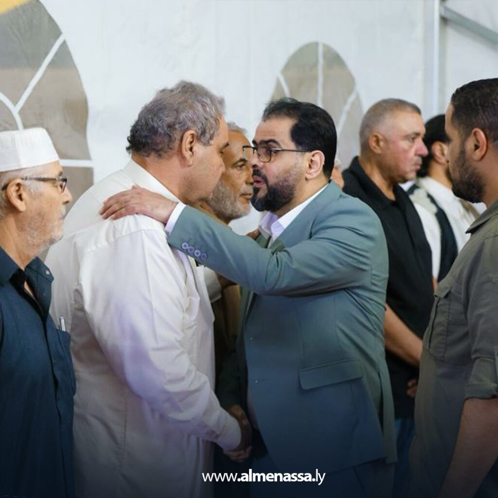 Extra 280 رئيس الحكومة الليبية يقدم واجب العزاء لأسرة شهيد الواجب فتحي الأغا