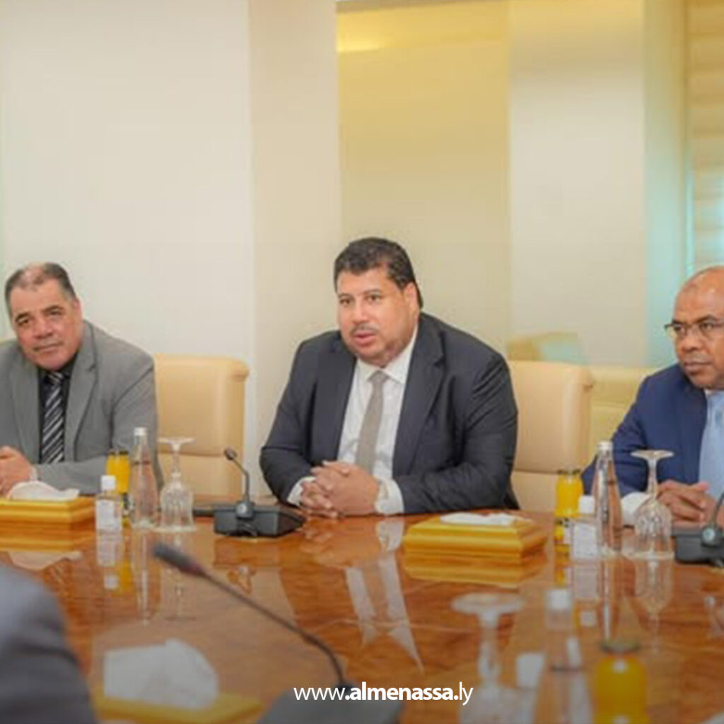 Extra 310 مؤسسة النفط تبحث مع شركة شيفرون الأمريكية الاستثمار في قطاع الطاقة