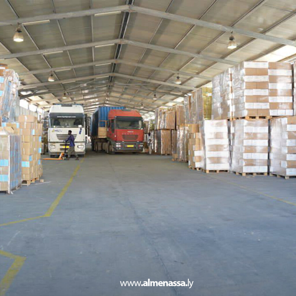 Extra 32 وزير التعليم يتابع سير توزيع الكتاب المدرسي في المخازن الرئيسية بطرابلس