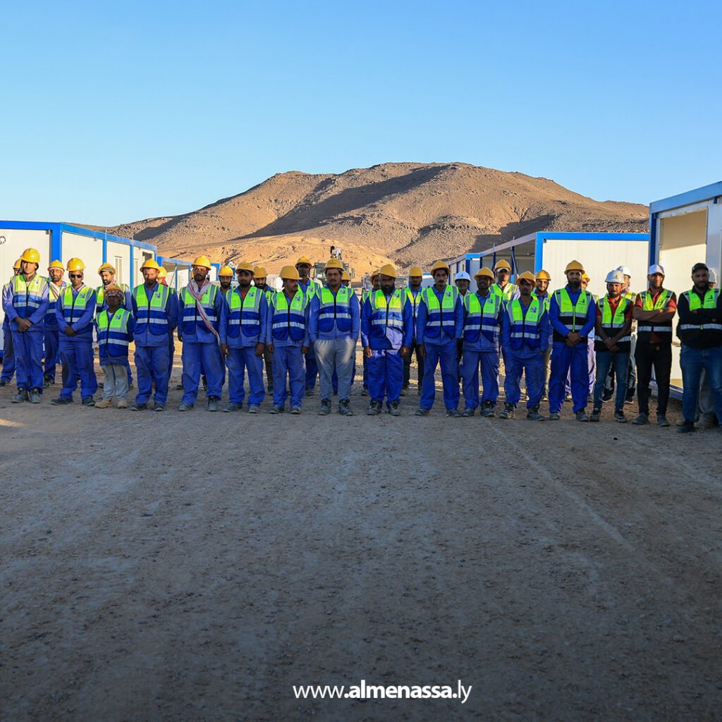 Extra 37.jpg7 37 نائب القائد العام يتفقد مشروع الطريق الدولي الجنوبي "سرت - سوكنة – سبها"